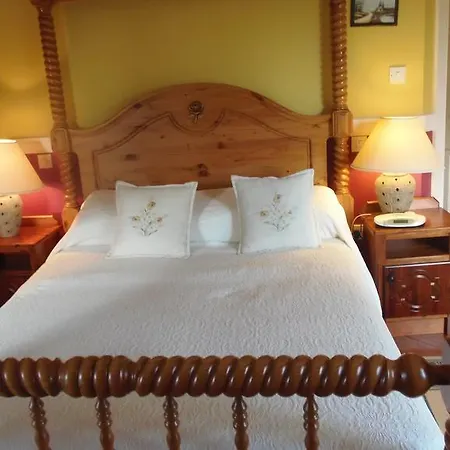 Caheroyn House Bed and breakfast