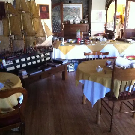 Caheroyn House Bed and breakfast
